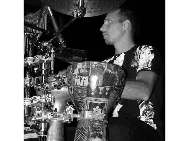 Dal vivo alle percussioni